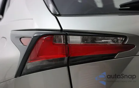 2017 Lexus Nx 200T Base z USA, uszkodzony, nr VIN JTJBARBZ5H2108679